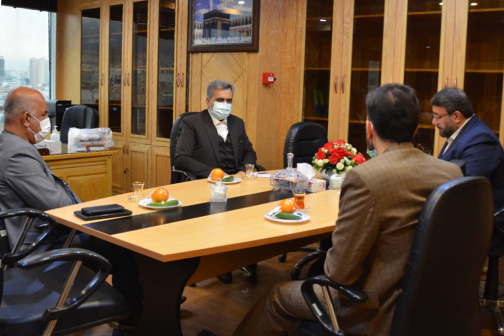 لقاء الأمين العام لـشبكة كومستيك الإسلامية حول الجامعات الافتراضية مع المدير العام لمنظمة التمريض الإيرانية