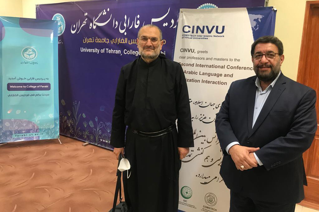 أمين عام شبكة كومستيك الإسلامية حول الجامعات الافتراضية في لقاء مع رؤساء الجامعات العراقية: دور اللغة العربية في تحقيق الحضارة الإسلامية فريد من نوعه
