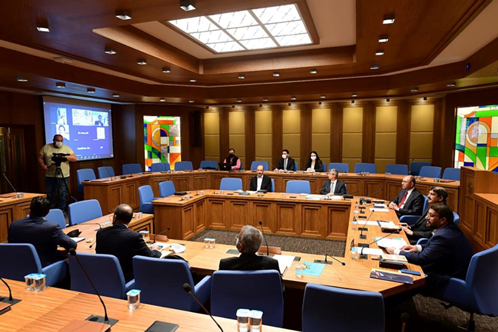 Photo Gallery of the Second Executive Committee of CINVU