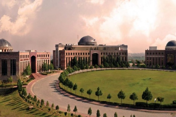 دانشگاه ملی علوم و فناوری پاکستان